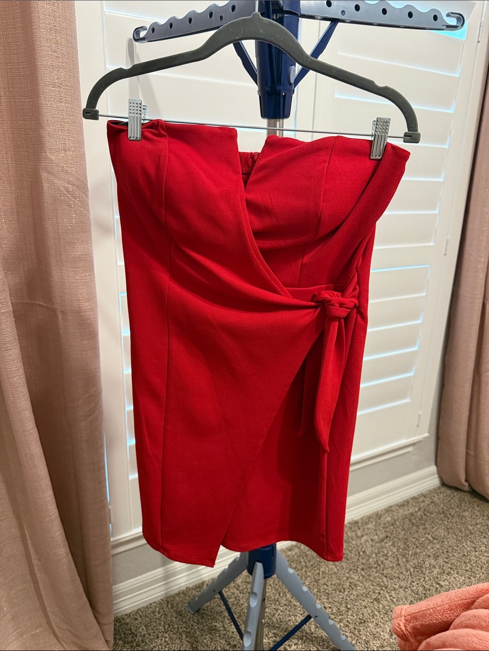 Trixxi Red Strapless Wrap-Front Mini Skirt with Side Knot